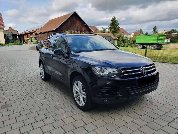 Volkswagen Touareg 2013 photo 2