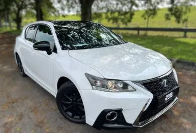 Lexus Ct200