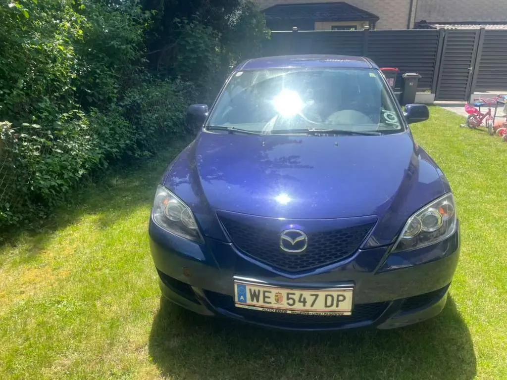 Mazda Mazda3 2006 photo 2