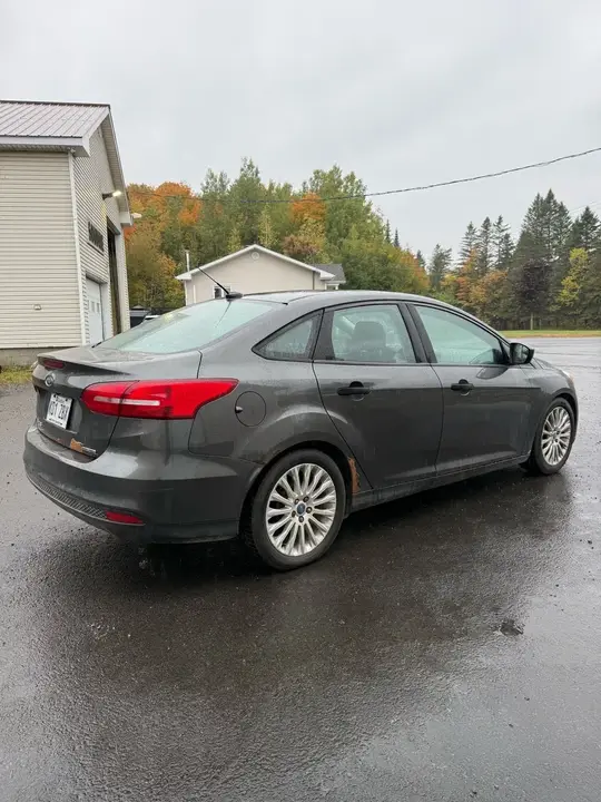 Ford Focus 2015 photo 3