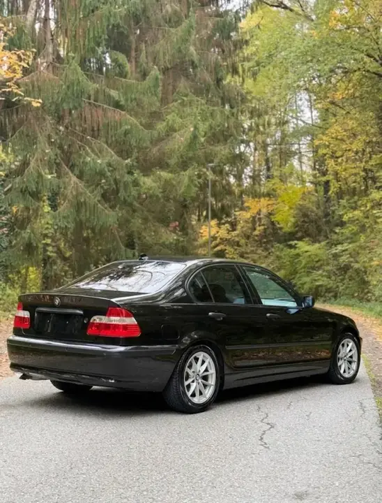 BMW 3 Series 2005 photo 3