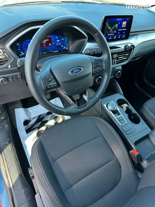 Ford Kuga 2024 photo 3