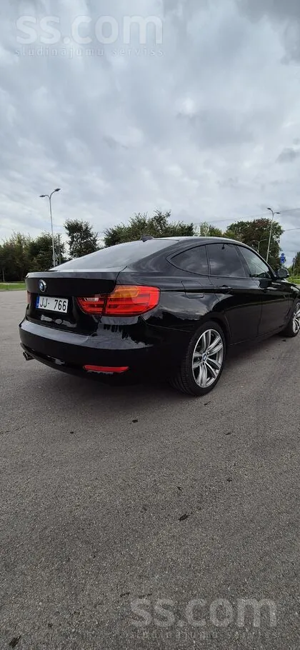 BMW 320 2015 photo 4