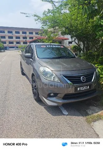 Nissan Almera