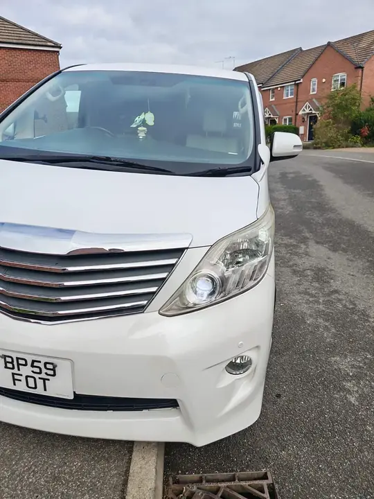 Toyota Alphard 2021 photo 3