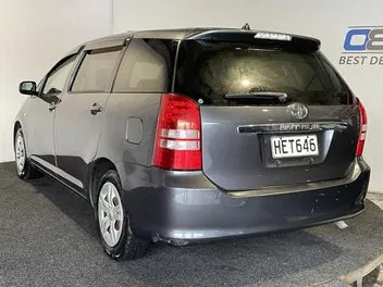 Toyota Wish 2004 photo 5