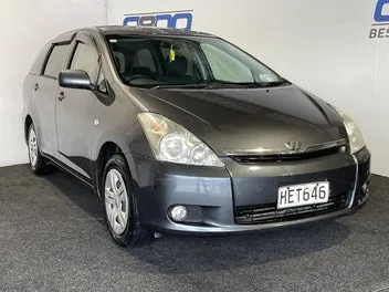 Toyota Wish 2004 photo 2