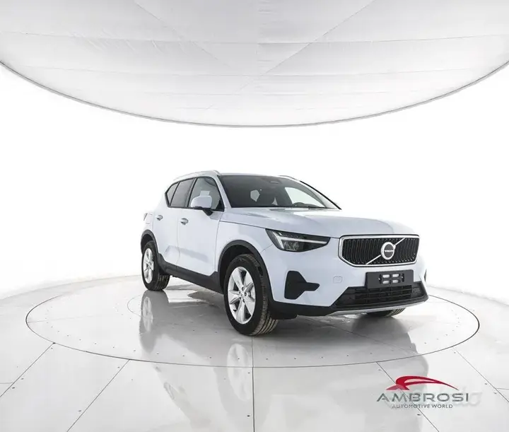 Volvo Xc40 2026 photo 2