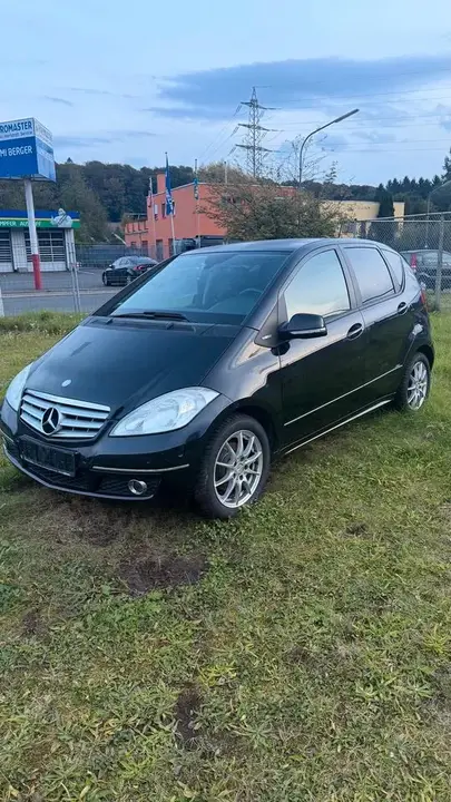 Mercedes-Benz A160