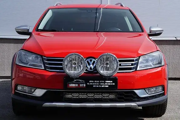 Volkswagen Passat Alltrack 2013 photo 2