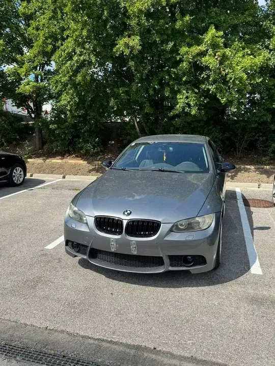 BMW 3Er-Reihe 325I 2008 photo 2