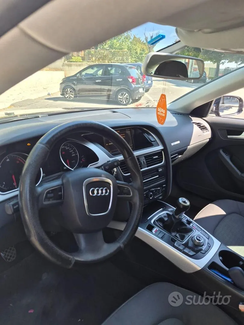 Audi A5 2012 photo 5