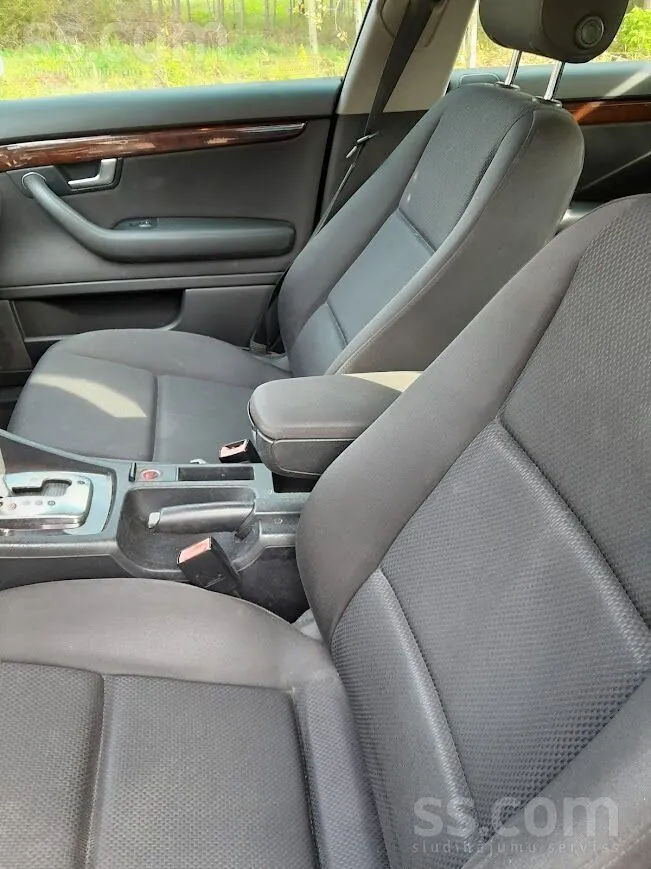 Audi A4 2001 photo 4