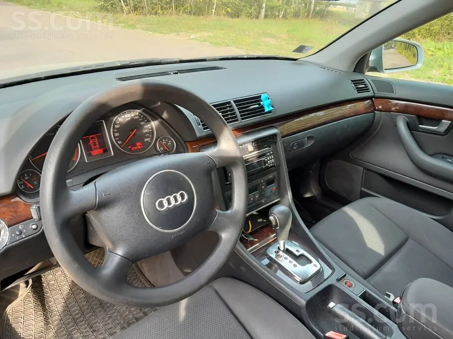 Audi A4 2001 photo 3