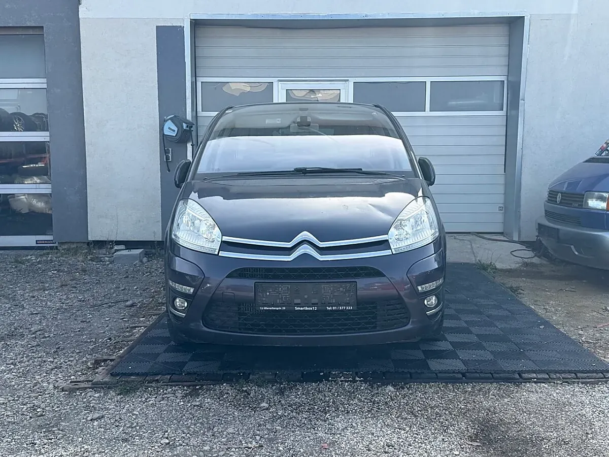 Citroen C4 Picasso 2012 photo 2