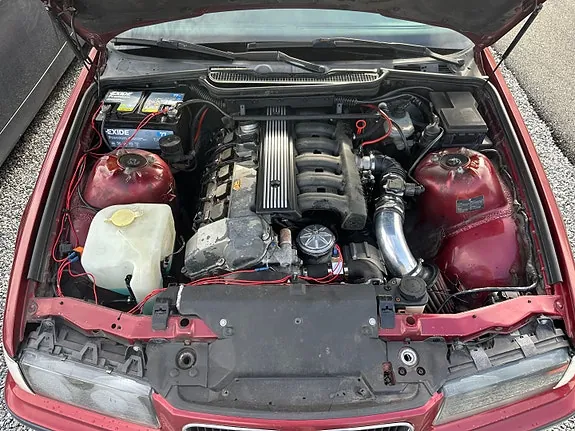 BMW 318I 1992 photo 4