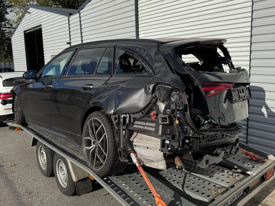 Mercedes-Benz C300