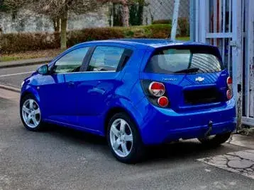 Chevrolet Aveo 2012 photo 2