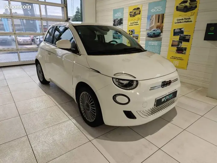 Fiat 500 2023 photo 3