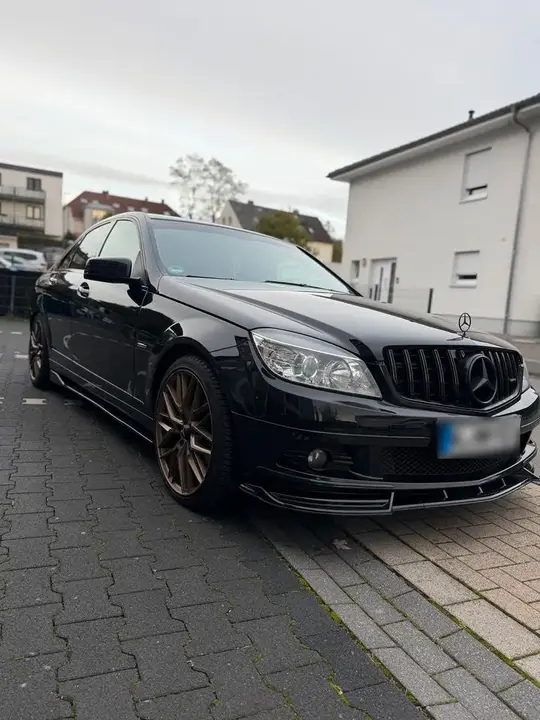 Mercedes-Benz C200