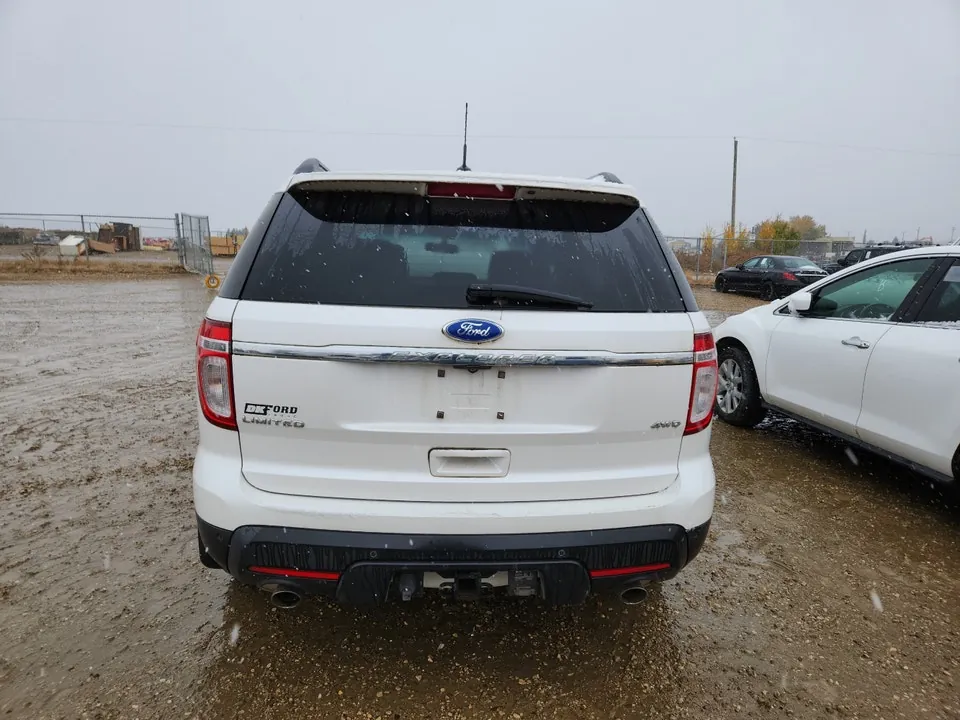 Ford Explorer 2011 photo 5