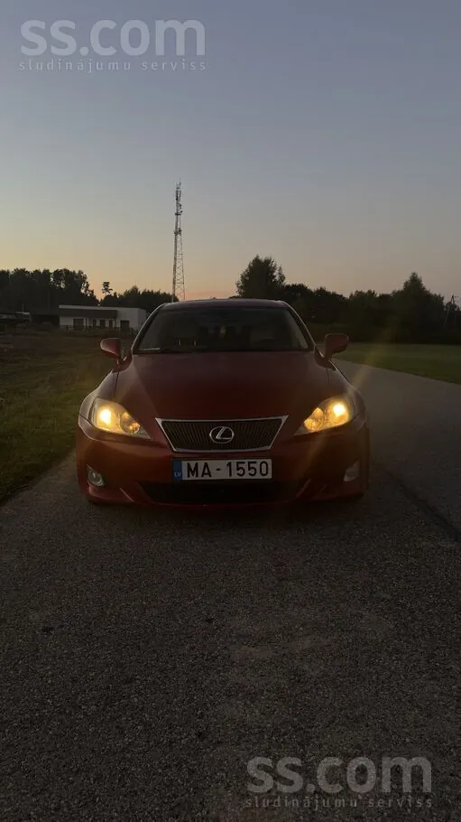 Lexus Is 250 2006 photo 2