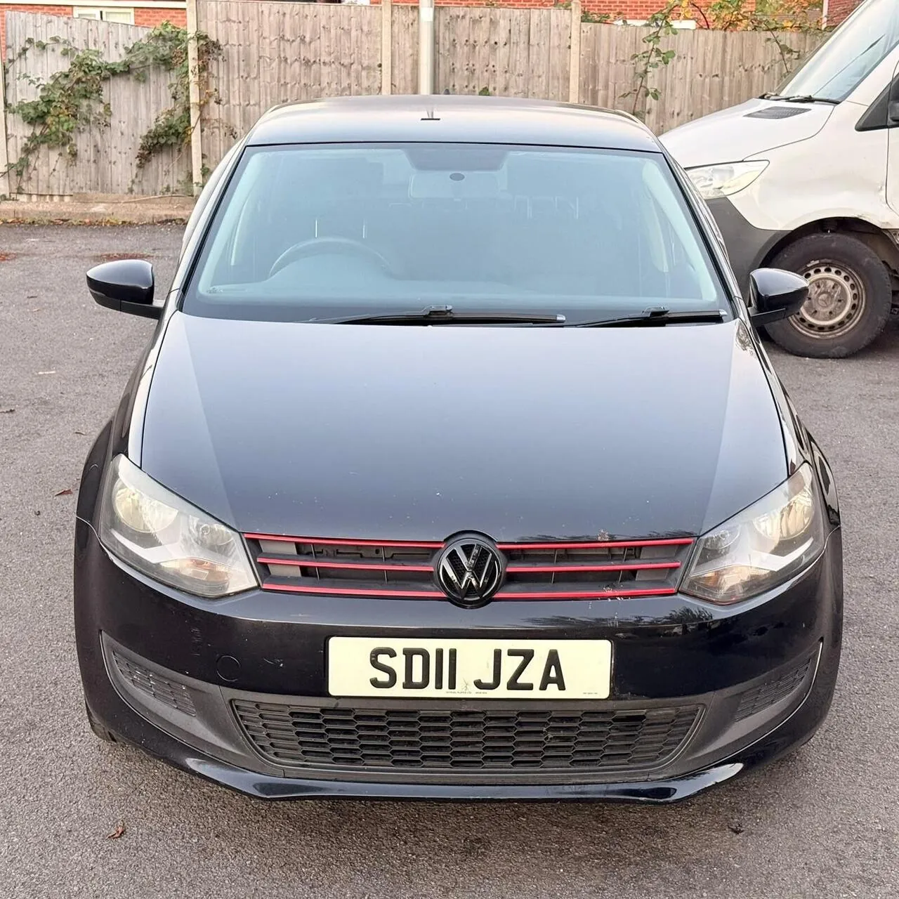 Volkswagen Polo 2011 photo 3