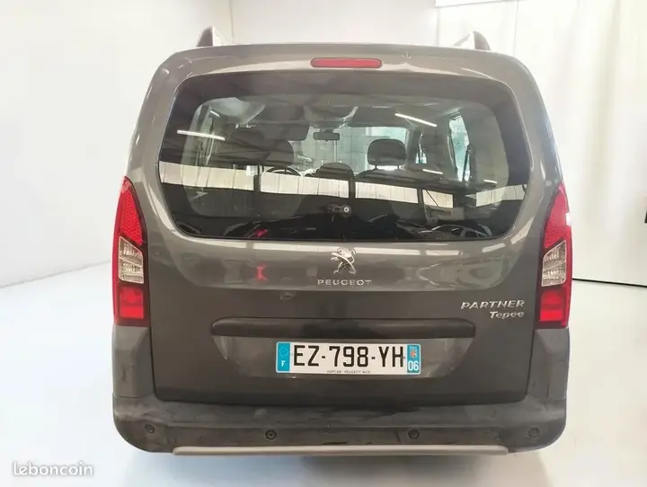 Peugeot Partner Tepee 2018 photo 5