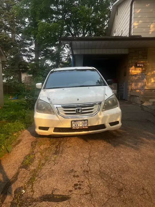 Honda Odyssey 2009 photo 2