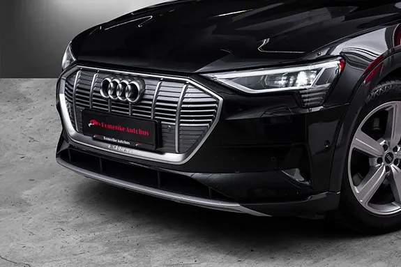Audi E-Tron 2021 photo 2