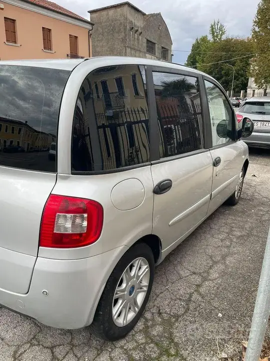 Fiat Multipla 2010 photo 3