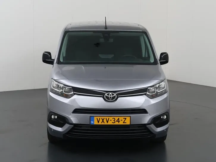 Toyota Proace City 2023 photo 3