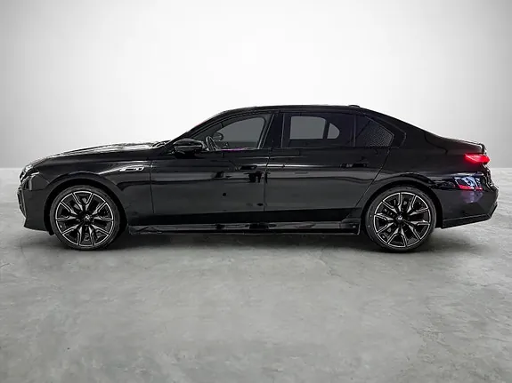 BMW I7 2023 photo 2