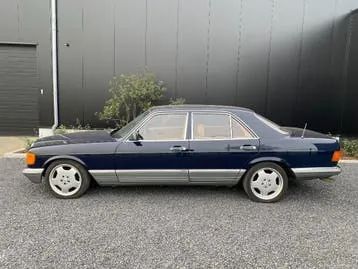 Mercedes-Benz 380Se 1984 photo 2