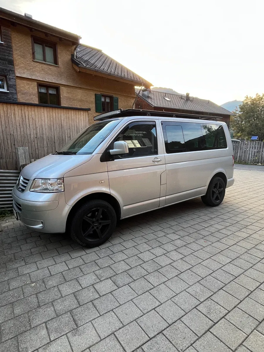 Volkswagen Caravelle