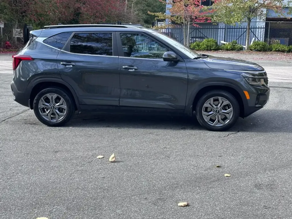 Kia Seltos 2024 photo 5