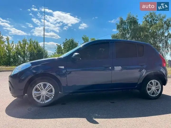 Dacia Sandero 2009 photo 5