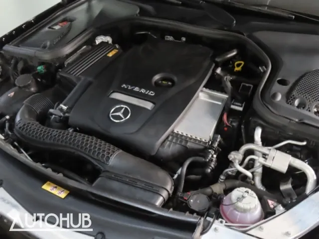 Mercedes-Benz E-Class 2023 photo 5