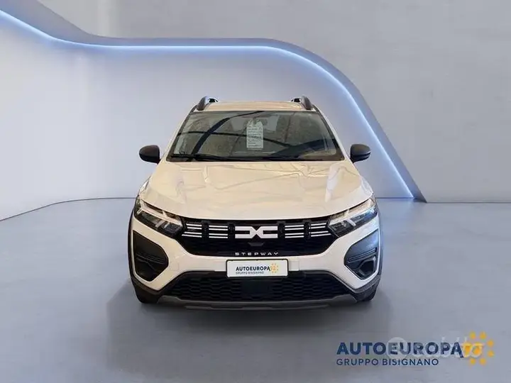 Dacia Sandero Stepway 2023 photo 2
