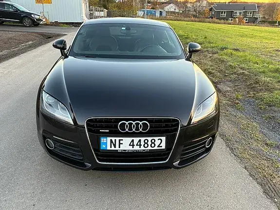 Audi Tt 2011 photo 3