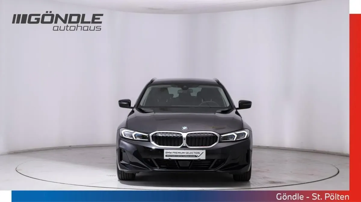 BMW 3 Series 2024 photo 2