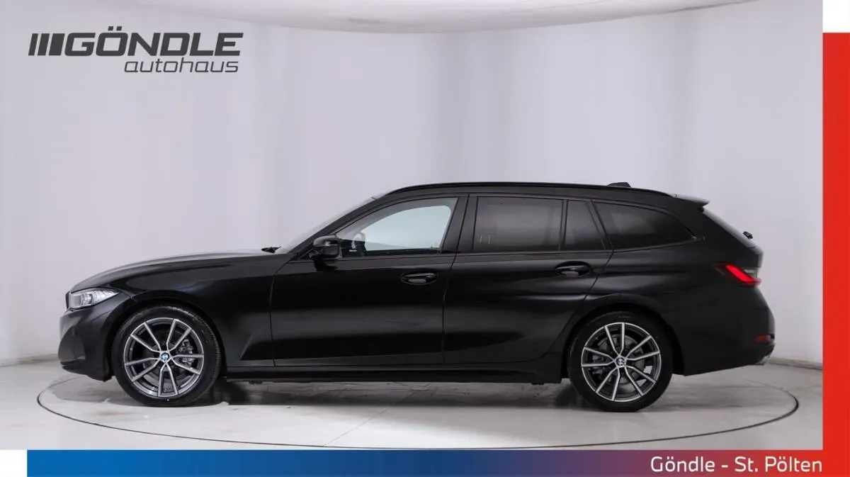 BMW 3 Series 2024 photo 3