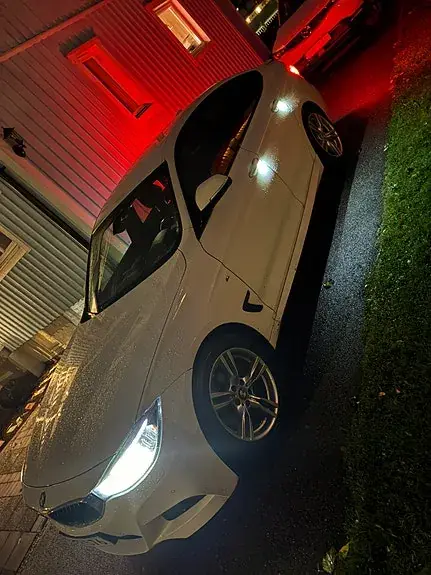 BMW 320D 2016 photo 2