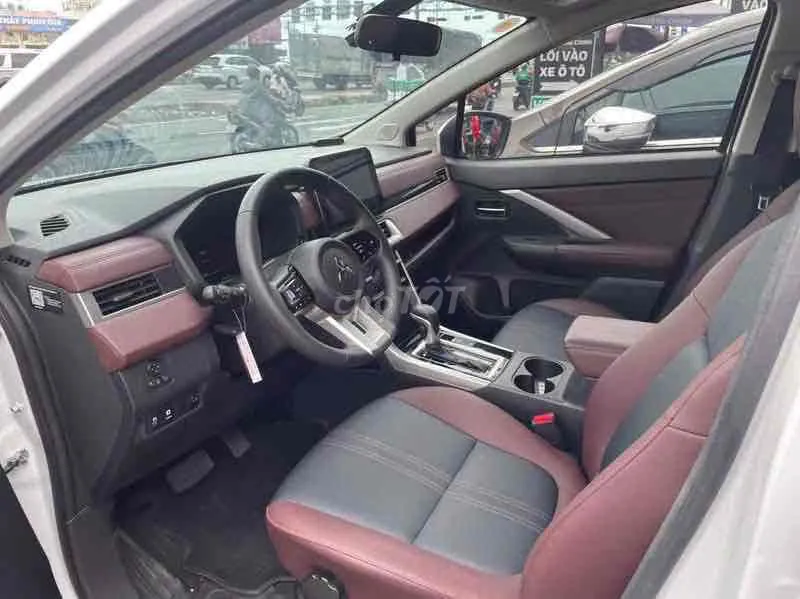 Mitsubishi Xpander Cross 2026 photo 3