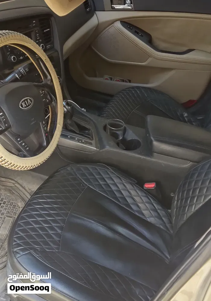 Kia Optima 2012 photo 2