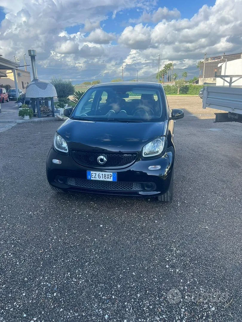 Smart Forfour 2015 photo 2