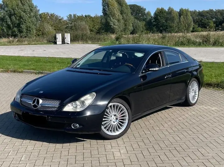 Mercedes-Benz Cls 500