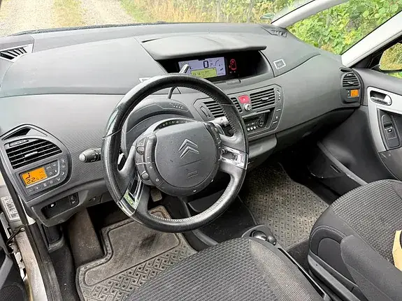 Citroen C4 Picasso 2008 photo 4