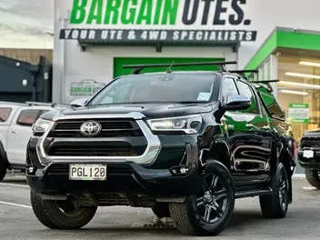 Toyota Hilux 2022 photo 2