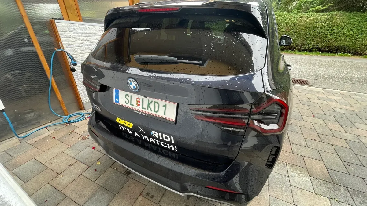 BMW Ix3 2022 photo 3